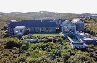 Private Estate Magnificent